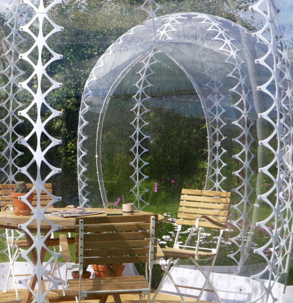 2 Invisible Garden House by Simon Hjermind Jensen Invisible Garden House Invisible Garden House by Simon Hjermind Jensen 2 1