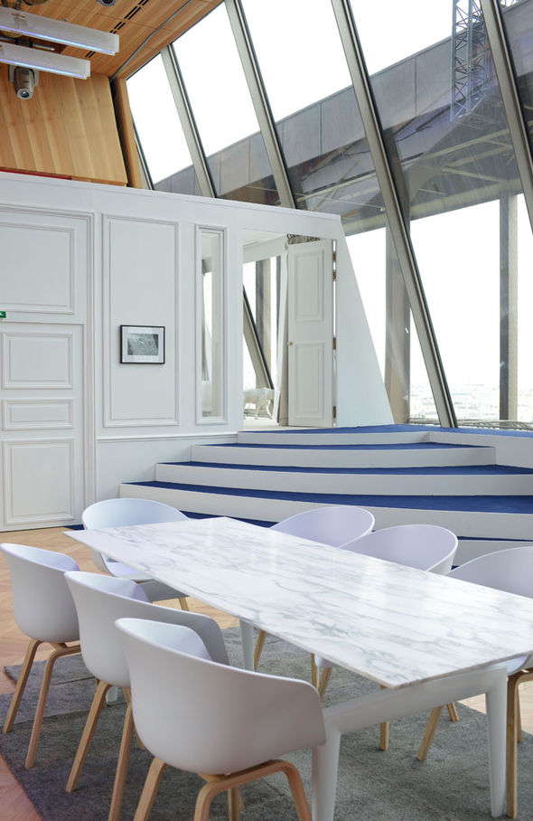 Did you know that there were apartments inside the Eiffel Tower Eiffel Tower Did you know that there were apartments inside the Eiffel Tower? Did you know that there were apartments inside the Eiffel Tower 1
