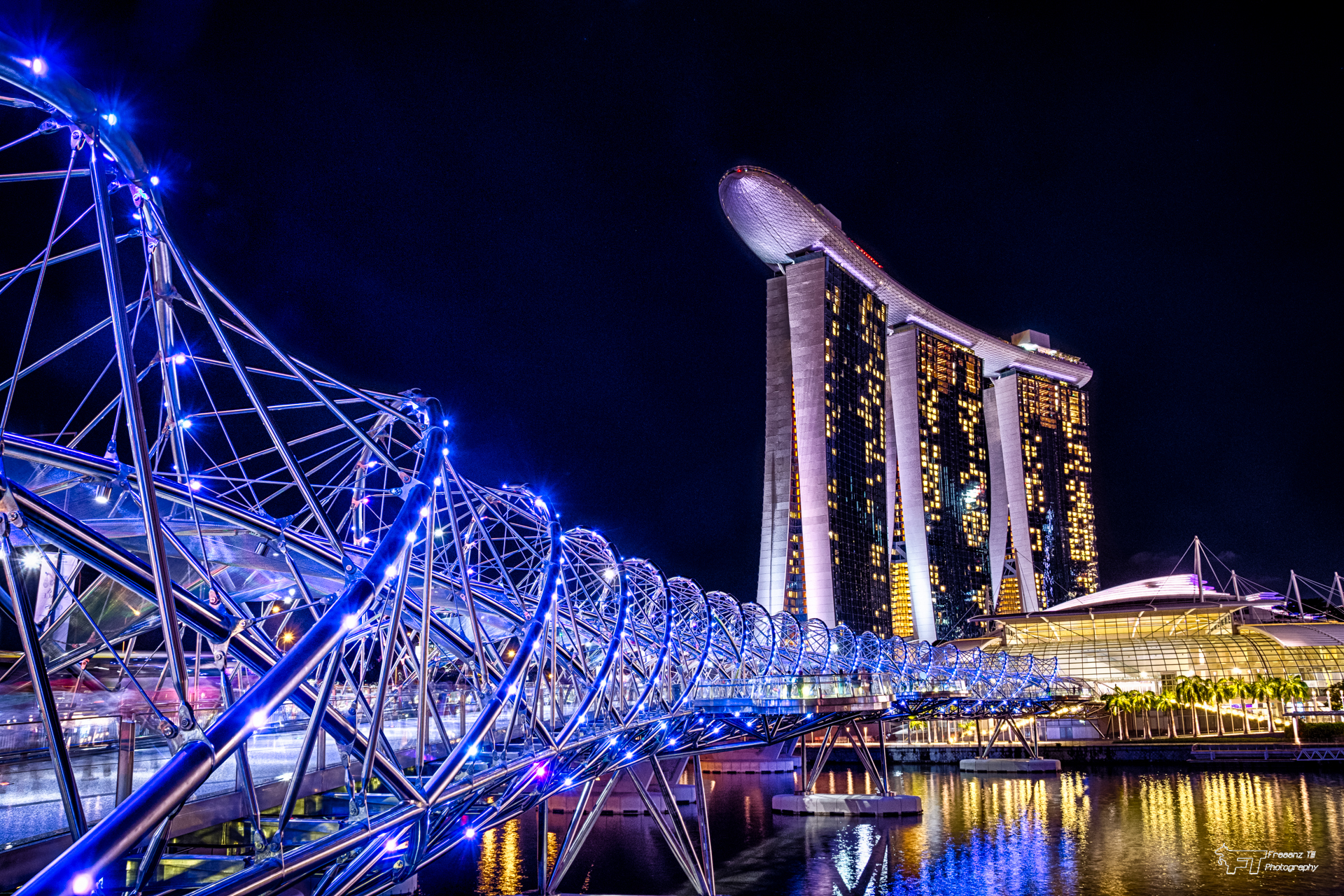 Helix Bridge: the spectacular bridge of Singapore Helix Bridge Helix Bridge: the spectacular bridge of Singapore Helix Bridge the spectacular bridge of Singapore 1