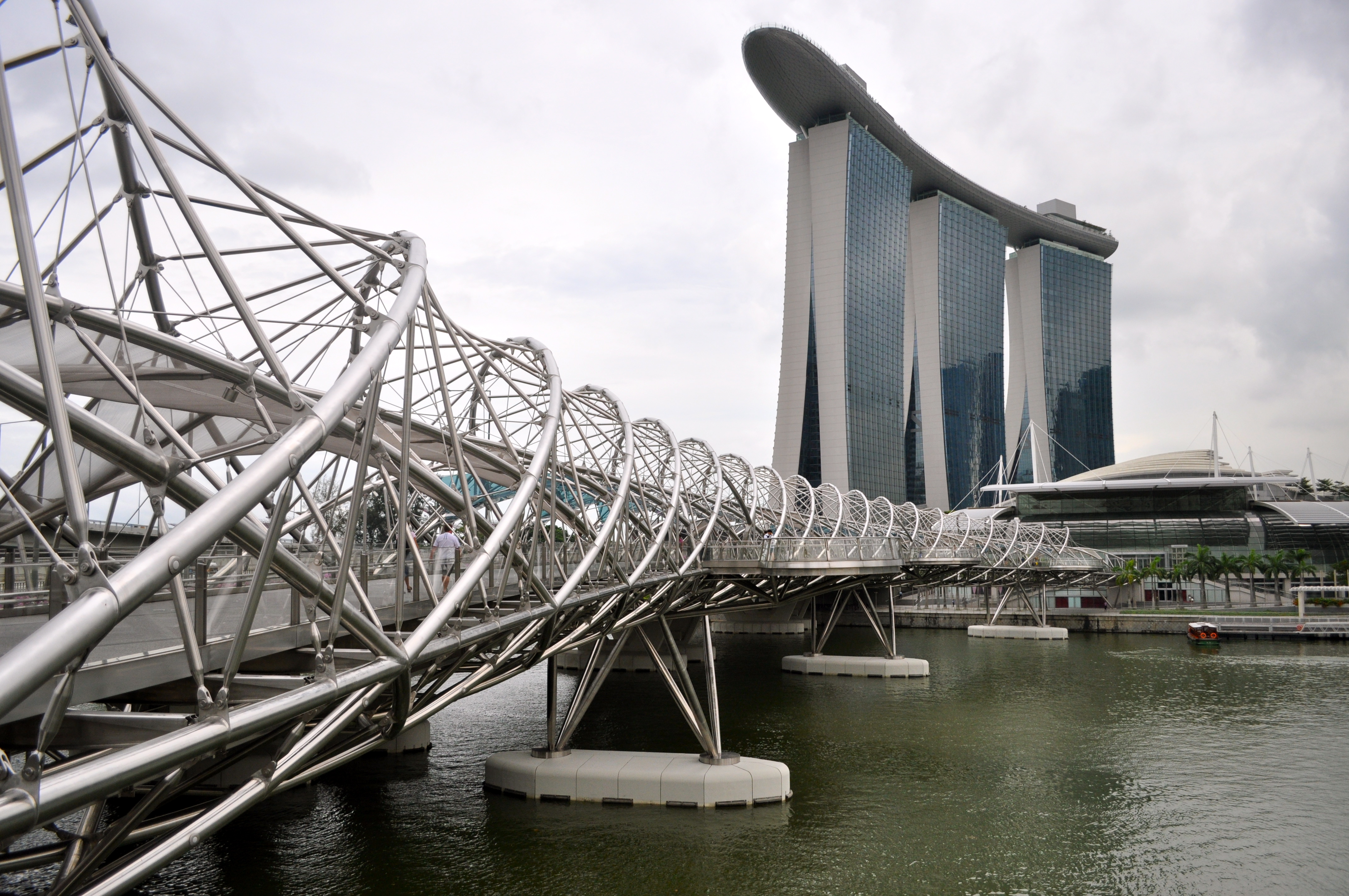 Helix Bridge: the spectacular bridge of Singapore Helix Bridge Helix Bridge: the spectacular bridge of Singapore Helix Bridge the spectacular bridge of Singapore 5