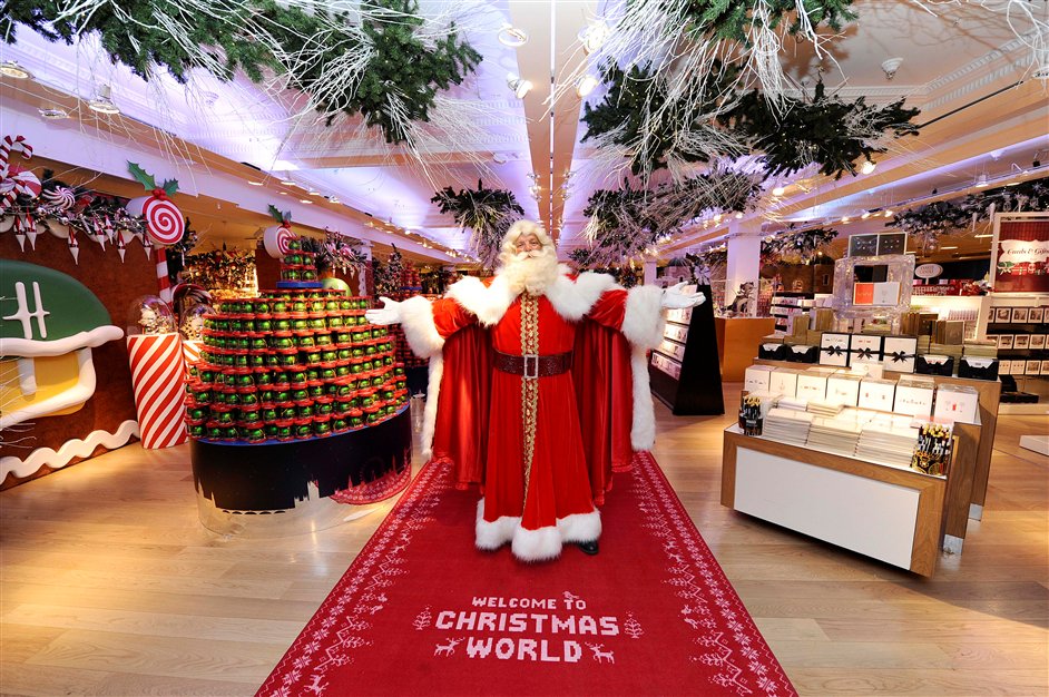 harr harr 5 STUNNING CHRISTMAS STORES TO VISIT IN LONDON Christmas stores 5 STUNNING CHRISTMAS STORES TO VISIT IN LONDON harr