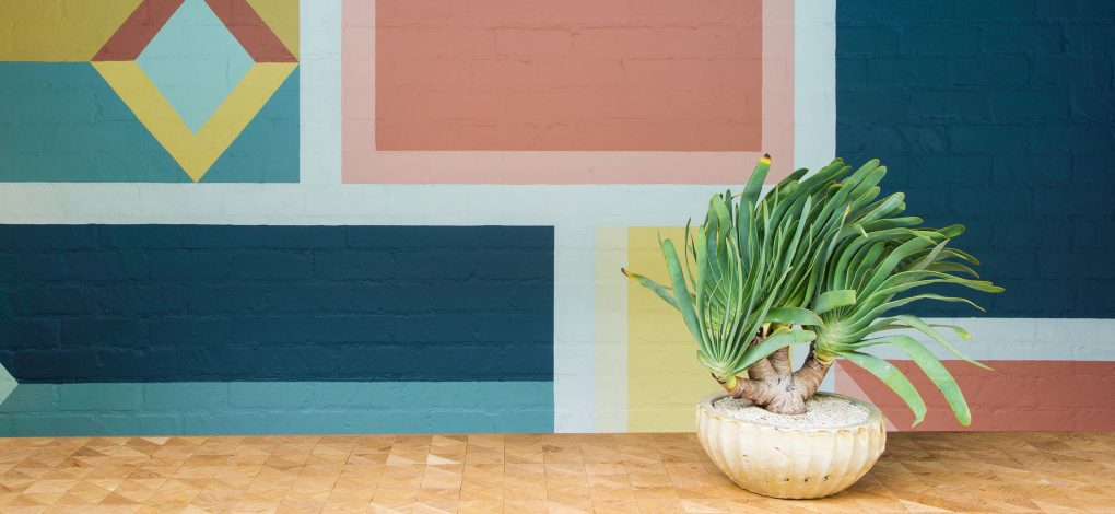 title-1020x470 title-1020x470 MIDCENTURY RESTAURANT DESIGN BY THE CELEBRATED KELLY WEARSTLER Kelly Wearstler MIDCENTURY RESTAURANT DESIGN BY THE CELEBRATED KELLY WEARSTLER title 1020x470
