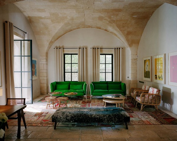 8-1 8-1 8 INDIA MAHDAVI: THE QUEEN OF COLORFUL DESIGN INDIA MAHDAVI INDIA MAHDAVI: THE QUEEN OF COLORFUL DESIGN 8 1