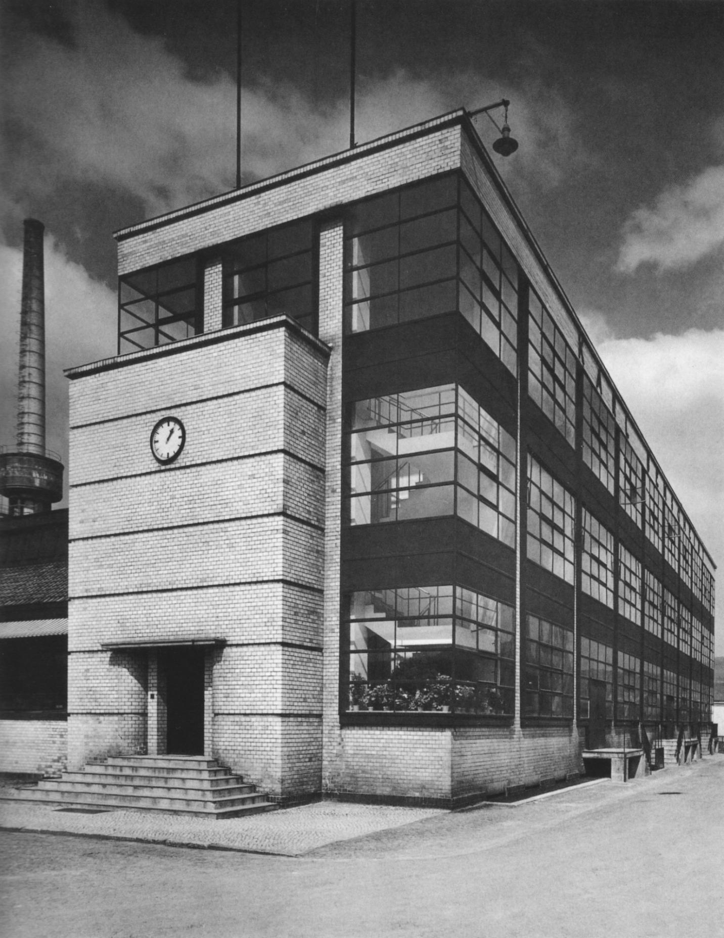 Faguswerke_0 Faguswerke_0 Walter Gropius and The Bauhaus walter gropius Walter Gropius and The Bauhaus Faguswerke 0