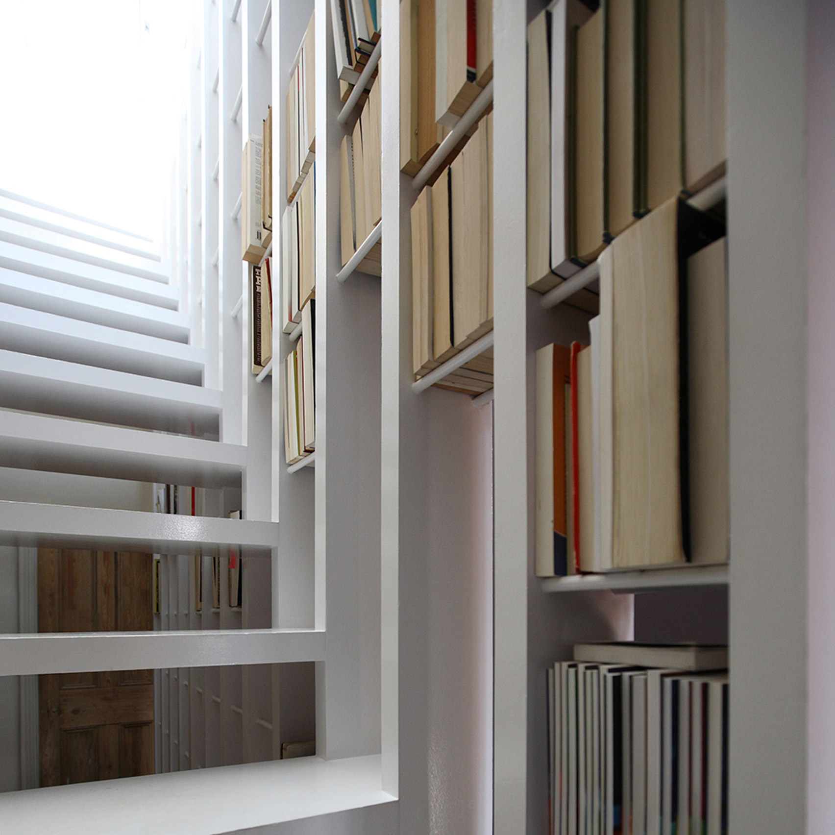 Essential Home | 10 Design Shelving Ideas for Book Lovers Book Lovers 10 Design Shelving Ideas for Book Lovers Essential Home 10 Design Shelving Ideas for Book Lovers 9