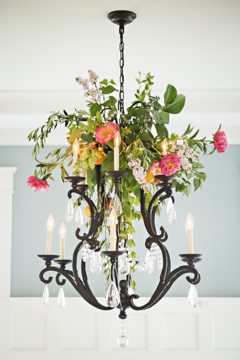 Essential Home How to Plan Your Easter celebration without becoming cliché | You can visit us at our website, www.sornixelvuta.pro and check our Pinterest @midcenturyblog to get more #MidCenturyModern inspiration. How to Plan Your Easter celebration How to Plan Your Easter celebration without becoming cliché Essential Home Plan your Easter Celebration without becoming clich   3