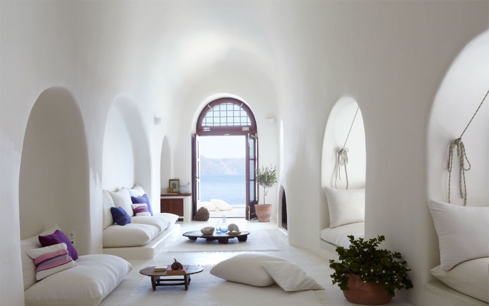 Brilliant inspirations in white white furniture Brilliant inspiration of white furniture 1457481785 54c15851a8fa8 psychas edc 04 13 23 xln