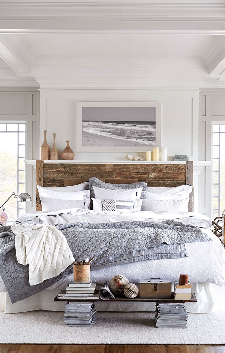 HOW TO DECORATE THE INTERIOR WITH BOOKS: 10 INTERESTING IDEAS interior with books How to decorate the interior with books: 10 interesting ideas HOW TO DECORATE THE INTERIOR WITH BOOKS AND MAGAZINES 15 INTERESTING IDEAS 3