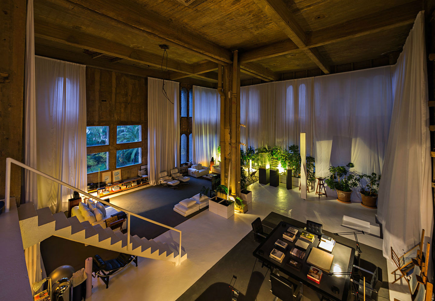 barcelona House in a former cement factory in Barcelona, 1000 m² Bofill 3