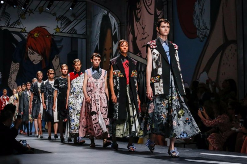 The Best shows of Milan Fashion Week spring 2018! Milan Fashion Week spring 2018 The Best shows of Milan Fashion Week spring 2018! 810 2