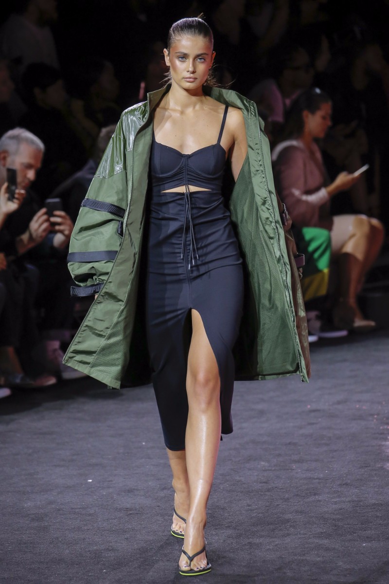 NYFW-Fenty-Puma NYFW-Fenty-Puma NY Fashion Week 2018: Best collections and runway looks! ny fashion week 2018 NY Fashion Week 2018: Best collections and runway looks! NYFW Fenty Puma