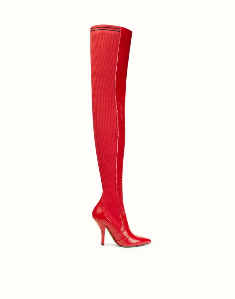 Winter is coming but first check out the Fall 2017 shoe trends Fall 2017 shoe trends Winter is coming but first check out the Fall 2017 shoe trends Red Flags FENDI