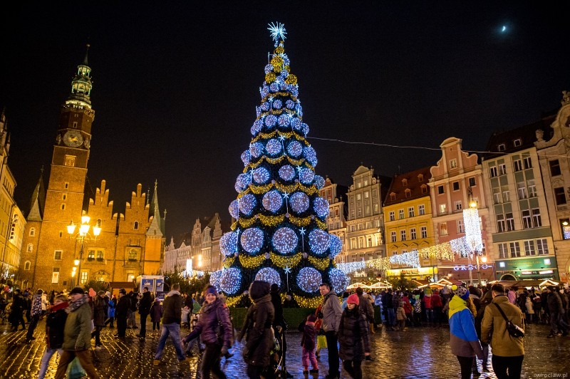 Get to Know Some Christmas Traditions From All Around the World PL christmas traditions Get to Know Some Christmas Traditions From All Around the World Get to Know Some Christmas Traditions From All Around the World PL