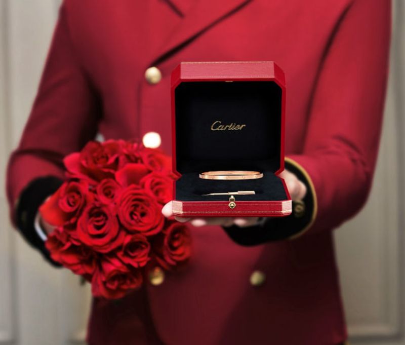 Fashion-Scoop-Top-10-Best-Luxurious-Brands-of-2018-1 Fashion-Scoop-Top-10-Best-Luxurious-Brands-of-2018-1 Fashion Scoop Top 10 Best Luxurious Brands of 2018 best luxurious brands Fashion Scoop: Top 10 Best Luxurious Brands Of 2019 Fashion Scoop Top 10 Best Luxurious Brands of 2018 1