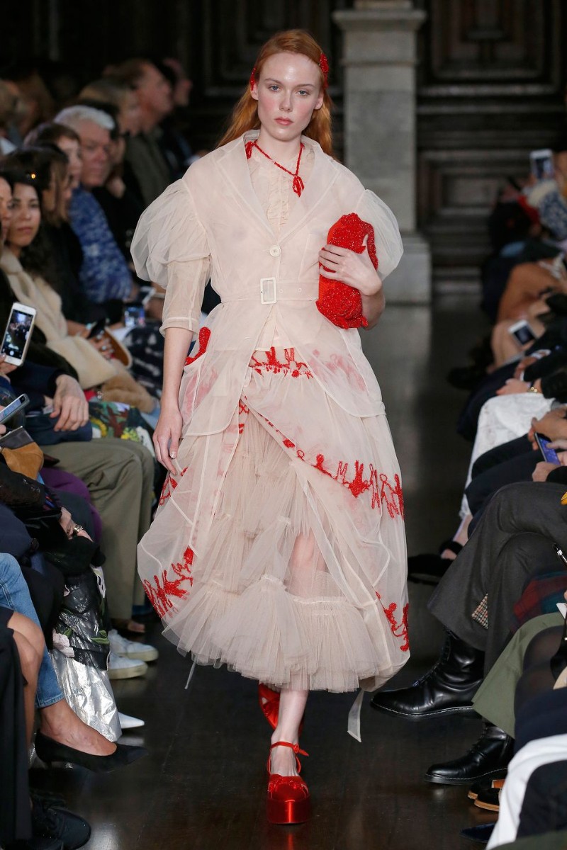 Fashion-Trends-2018-How-to-Create-a-Look-Straight-Out-of-a-Show_6 Fashion-Trends-2018-How-to-Create-a-Look-Straight-Out-of-a-Show_6 Fashion Trends 2018: How to Create a Look Straight Out of a Show fashion trends Fashion Trends 2018: How to Create a Look Straight Out of a Show Fashion Trends 2018 How to Create a Look Straight Out of a Show 6