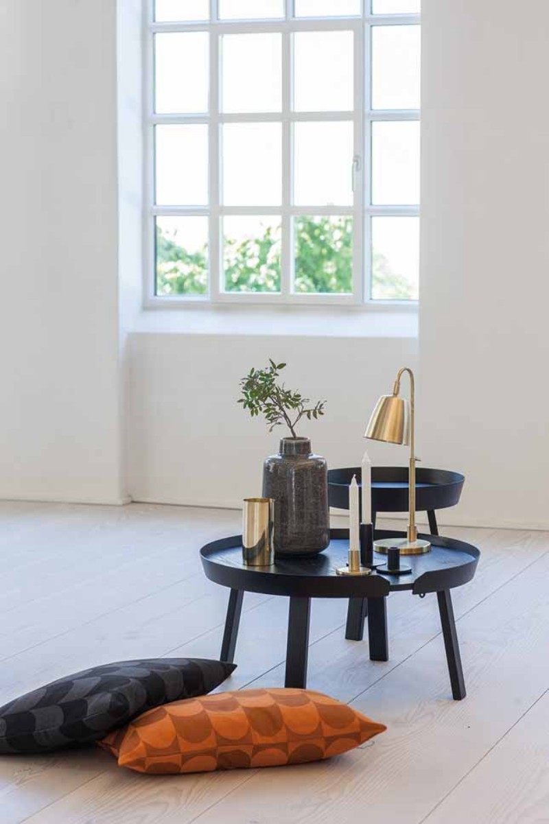Side-17 Side-17 7 Ways to Elevate Your Home Decor Using Danish Modern Furniture danish modern furniture 7 Ways to Elevate Your Home Decor Using Danish Modern Furniture Side 17