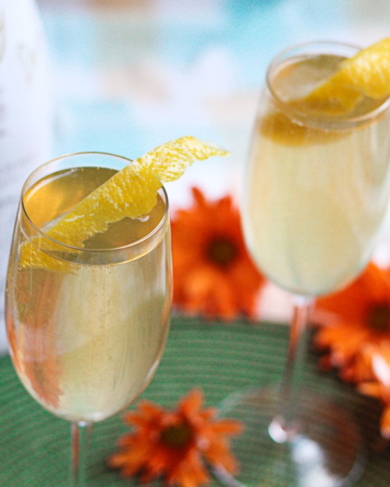 6 Delicious Spring Cocktails that Should be on Your Easter Table easter table 6 Delicious Spring Cocktails that Should be on Your Easter Table 1489017107 screen shot 2017 03 08 at 65132 pm