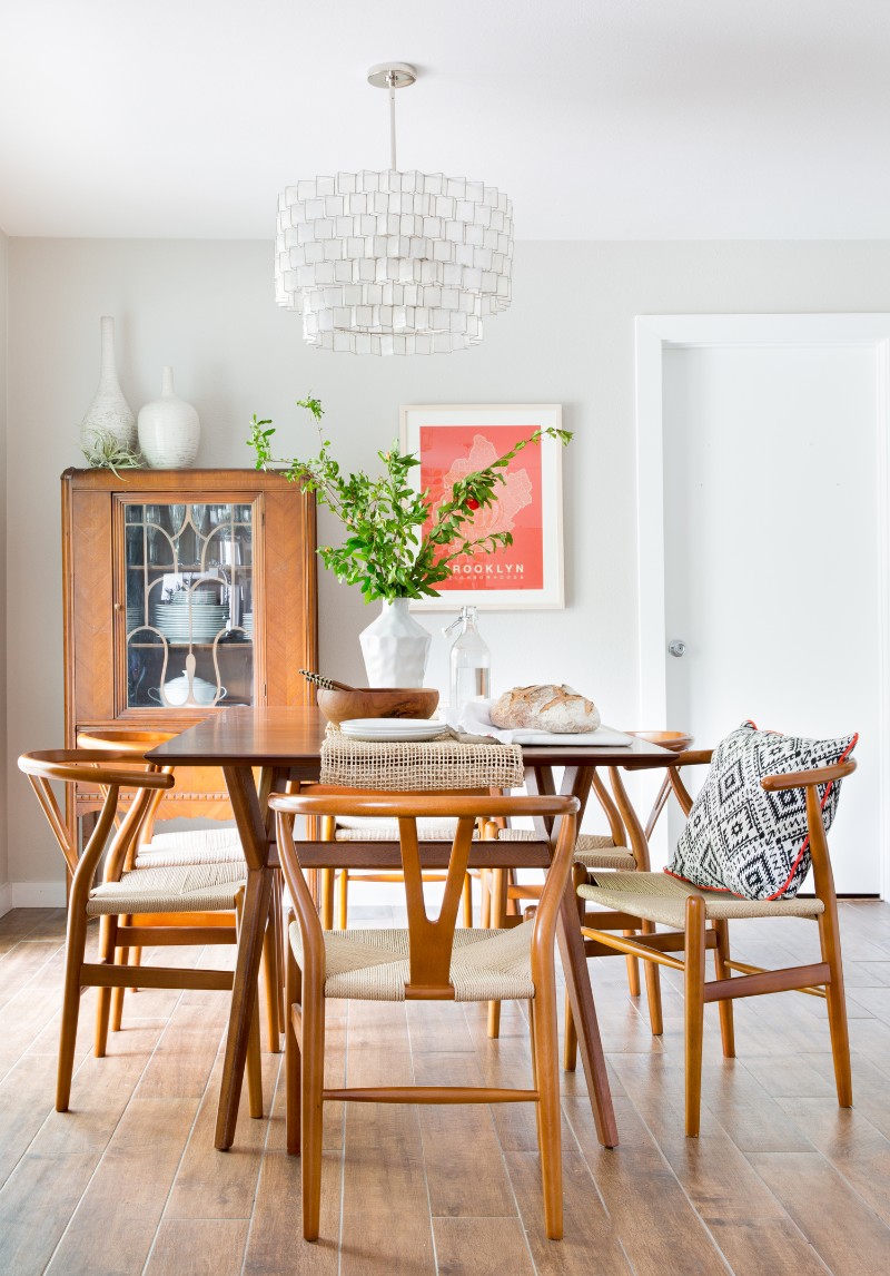 Get-Ready-for-Easter-Brunch-W-These-Mid-Century-Dining-Tables_7 Get-Ready-for-Easter-Brunch-W-These-Mid-Century-Dining-Tables_7 Get Ready for Easter Brunch W These Mid-Century Dining Tables_6 mid-century dining table Get Ready for Easter Brunch W/ These Mid-Century Dining Tables Get Ready for Easter Brunch W These Mid Century Dining Tables 7