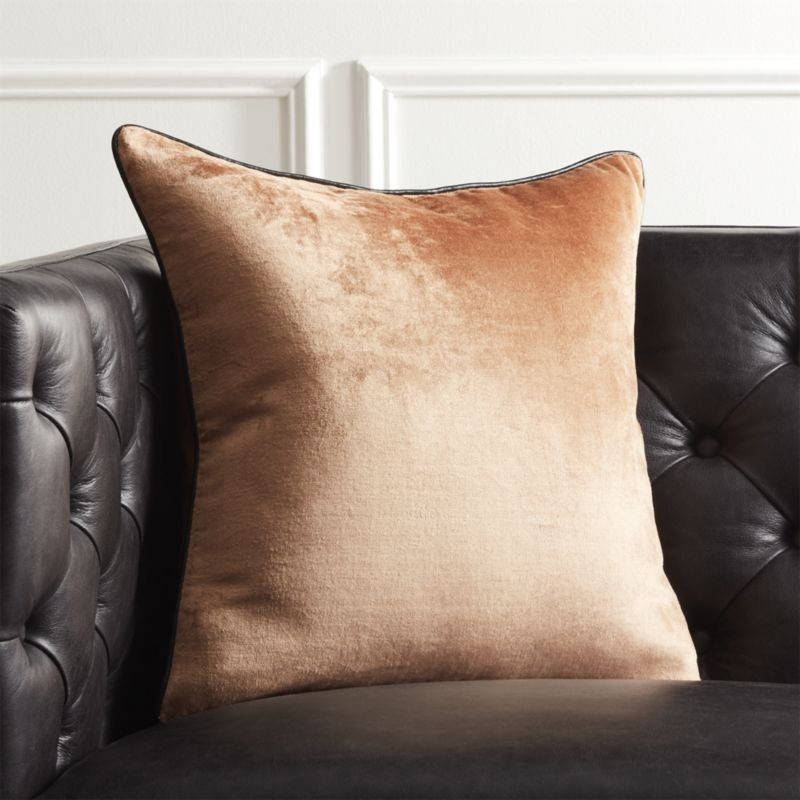 18-copper-crushed-velvet-pillow 18-copper-crushed-velvet-pillow How to Make Velvet Furniture Work in Your Summer Home Decor velvet furniture How to Make Velvet Furniture Work in Your Summer Home Decor 18 copper crushed velvet pillow