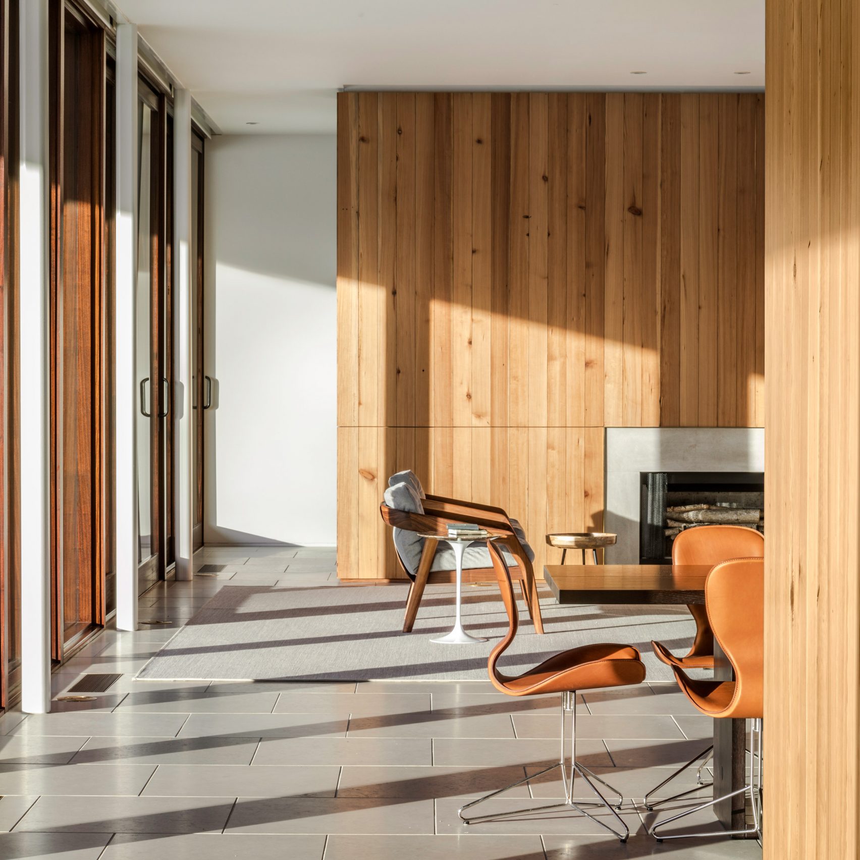 A-Mid-Century-Modern-Home-in-Indiana-by-Deborah-Berke-Partners_3 A-Mid-Century-Modern-Home-in-Indiana-by-Deborah-Berke-Partners_3 A Mid-Century Modern Home in Indiana by Deborah Berke Partners_1 mid-century modern home A Mid-Century Modern Home in Indiana by Deborah Berke Partners A Mid Century Modern Home in Indiana by Deborah Berke Partners 3