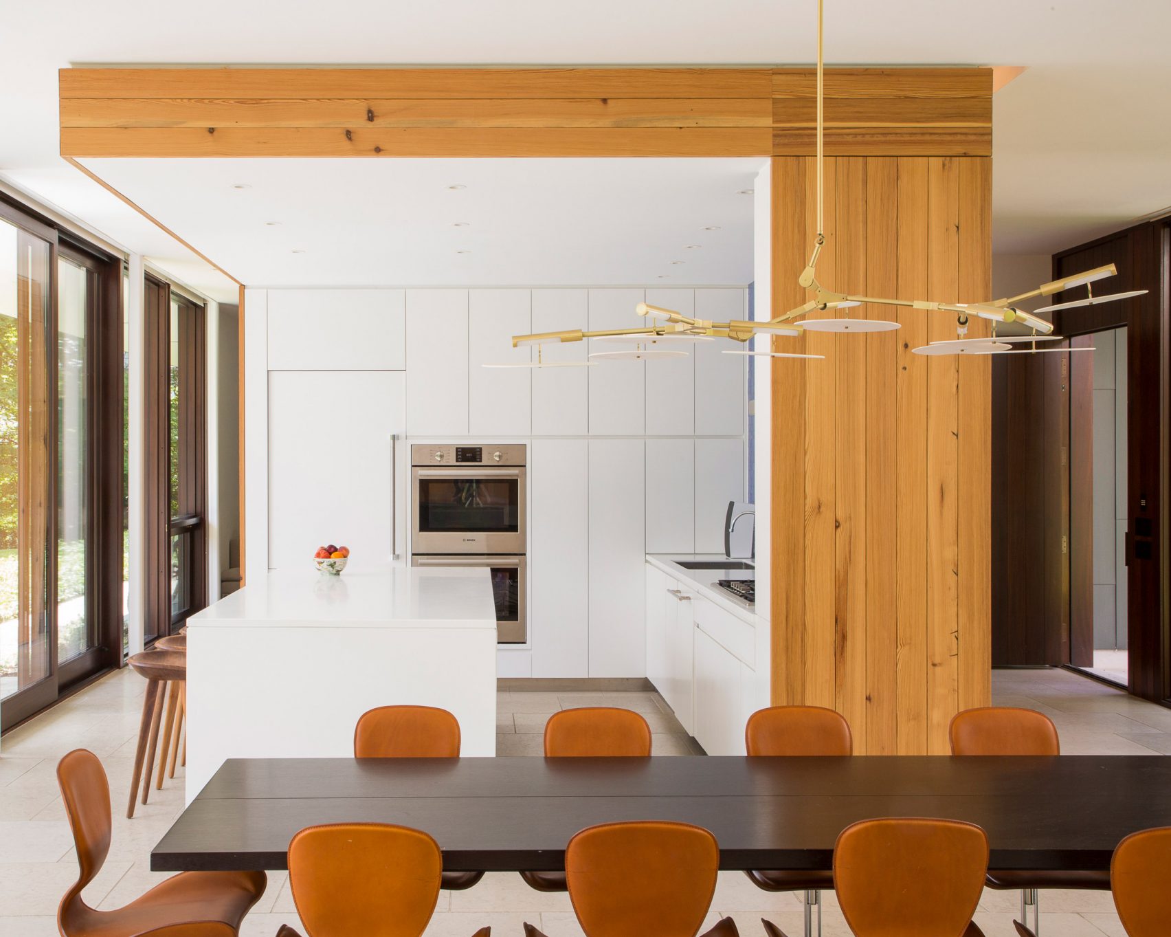 A-Mid-Century-Modern-Home-in-Indiana-by-Deborah-Berke-Partners_4 A-Mid-Century-Modern-Home-in-Indiana-by-Deborah-Berke-Partners_4 A Mid-Century Modern Home in Indiana by Deborah Berke Partners_1 mid-century modern home A Mid-Century Modern Home in Indiana by Deborah Berke Partners A Mid Century Modern Home in Indiana by Deborah Berke Partners 4