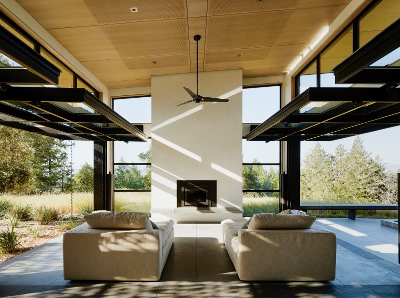 glazed-garage-doors-by-renlita-lift-up-to-completely-open-the-home-to-nature glazed-garage-doors-by-renlita-lift-up-to-completely-open-the-home-to-nature A Northern California House that Blends in with Its Natural Surroundings california house A Northern California House that Blends in with Natural Surroundings glazed garage doors by renlita lift up to completely open the home to nature
