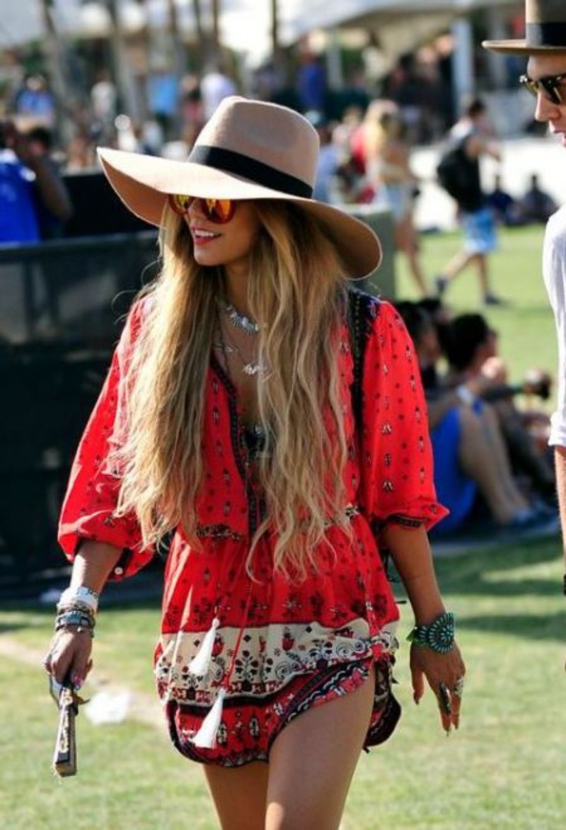 red-bohemian-romper red-bohemian-romper Reinvent Your Music Festival Outfits Without Looking Like an Amateur music festival outfits Reinvent Your Music Festival Outfits Without Looking Like an Amateur red bohemian romper