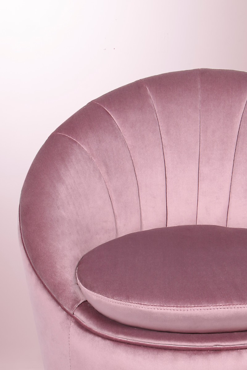 Monroe Slipper Chair: The Story Behind the Icon slipper chair Monroe Slipper Chair: The Story Behind the Icon set 37 HR