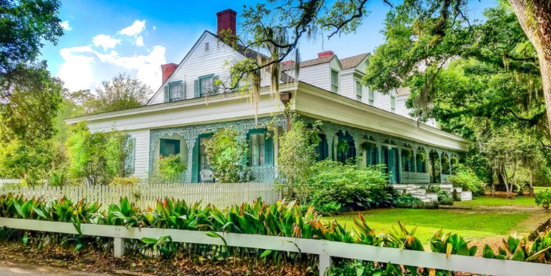 15 Haunted Hotels You Will Want to Book for Your Halloween Break haunted hotels 15 Haunted Hotels You Will Want to Book for Your Halloween Break 15 Haunted Hotels You Will Want to Book for Your Halloween Break 8