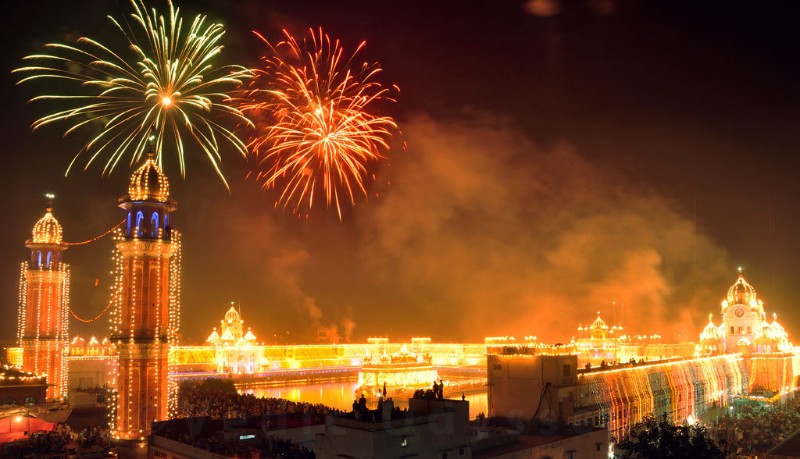 Everything-About-Diwali-The-Unmissable-Festival-Of-Lights_3 Everything-About-Diwali-The-Unmissable-Festival-Of-Lights_3 diwali Everything About Diwali, The Unmissable Festival Of Lights Everything About Diwali The Unmissable Festival Of Lights 3