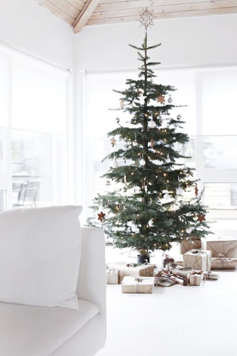 These Scandinavian Christmas Tree Ideas Will Inspire a Home Makeover scandinavian christmas tree These Scandinavian Christmas Tree Ideas Will Inspire a Home Makeover These Scandinavian Christmas Tree Ideas Will Inspire a Home Makeover 1