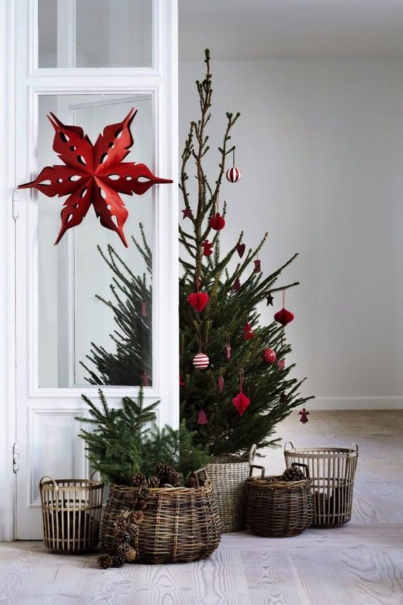 These Scandinavian Christmas Tree Ideas Will Inspire a Home Makeover scandinavian christmas tree These Scandinavian Christmas Tree Ideas Will Inspire a Home Makeover These Scandinavian Christmas Tree Ideas Will Inspire a Home Makeover 5