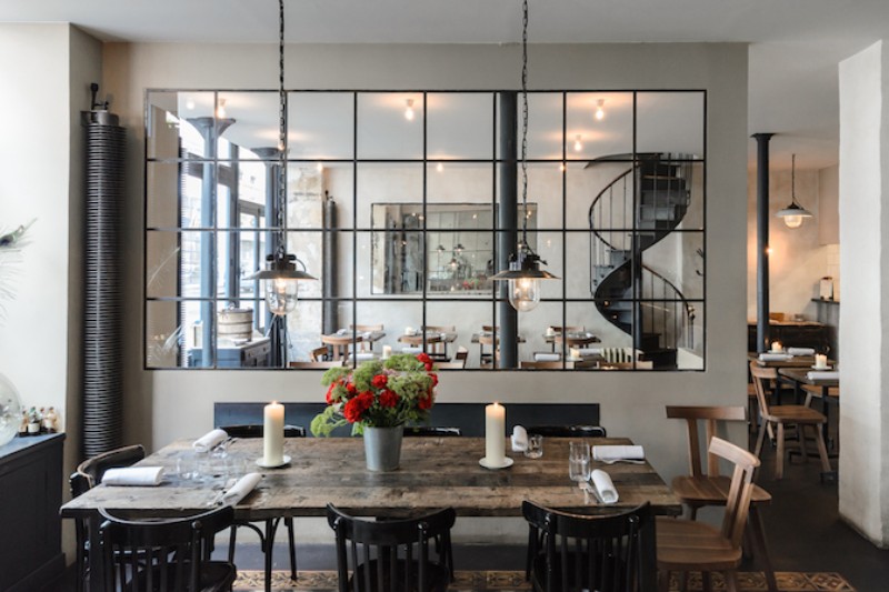 Top-8-Restaurants-In-Paris-If-You-Love-Interior-Design_4 Top-8-Restaurants-In-Paris-If-You-Love-Interior-Design_4 restaurants in paris Top 8 Restaurants In Paris If You Love Interior Design Top 8 Restaurants In Paris If You Love Interior Design 4