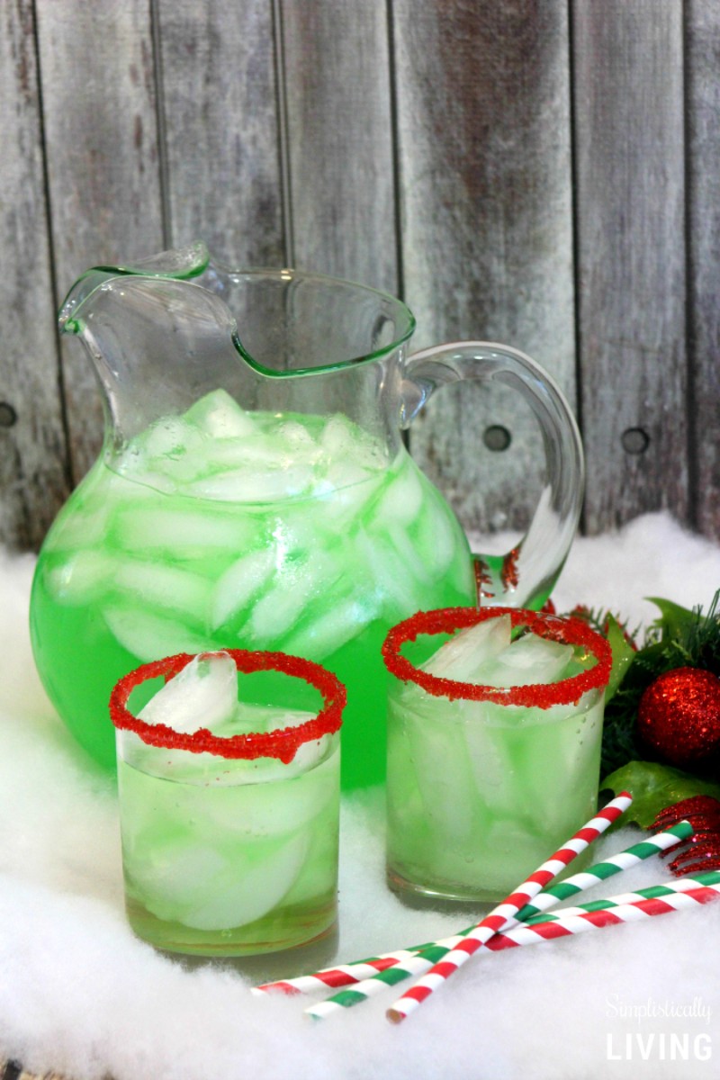 Let Yourself Be Warmed This Winter By These Christmas Cocktails christmas cocktails Let Yourself Be Warmed This Winter By These Christmas Cocktails 4