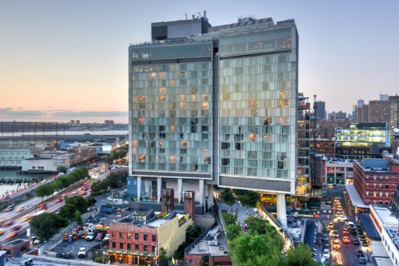 shutterstock_305942309 shutterstock_305942309 The Met Gala 2019 After Party Brought To You By The Standard Hotel met gala 2019 The Met Gala 2019 After-Party Brought To You By The Standard Hotel shutterstock 305942309