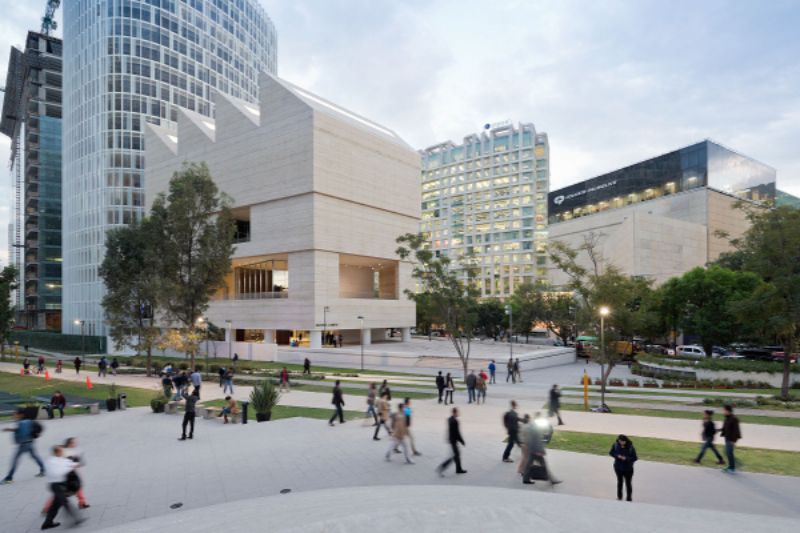 886-10-ib-131200-high-1 886-10-ib-131200-high-1 david chipperfield 5 Reasons Why David Chipperfield is One of the Best Architects in the World 886 10 ib 131200 high 1