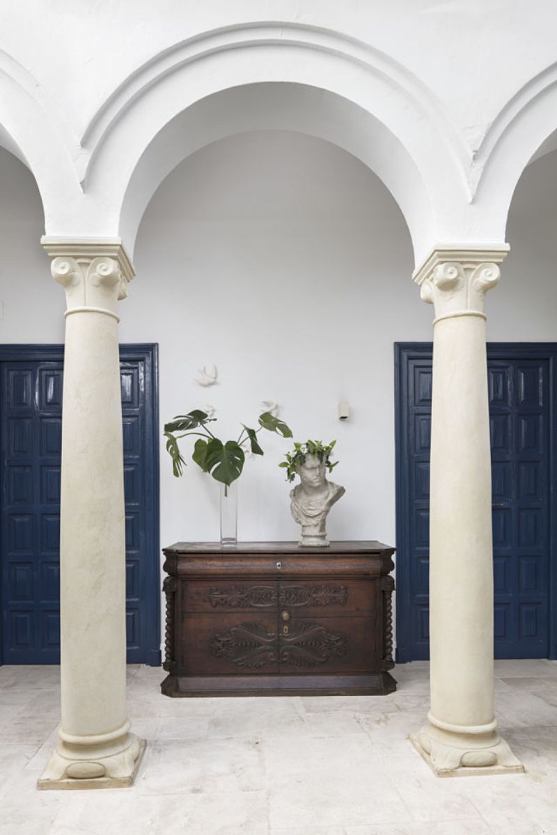 The-Inspiring-Luxury-Design-Of-Palacete-de-Córdoba-By-Adriana-Nicolau_12-1 The-Inspiring-Luxury-Design-Of-Palacete-de-Córdoba-By-Adriana-Nicolau_12-1 The Inspiring Luxury Design Of Palacete de Córdoba By Adriana Nicolau_12 (1) luxury design The Inspiring Luxury Design Of Palacete de Córdoba By Adriana Nicolau The Inspiring Luxury Design Of Palacete de C rdoba By Adriana Nicolau 12 1