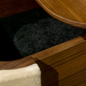 Edith desk