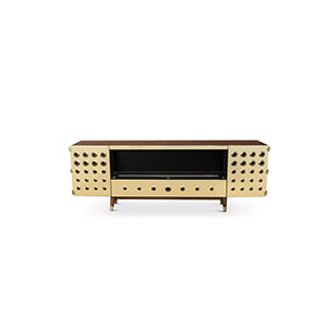 Monocles fireplace