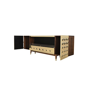 Monocles fireplace