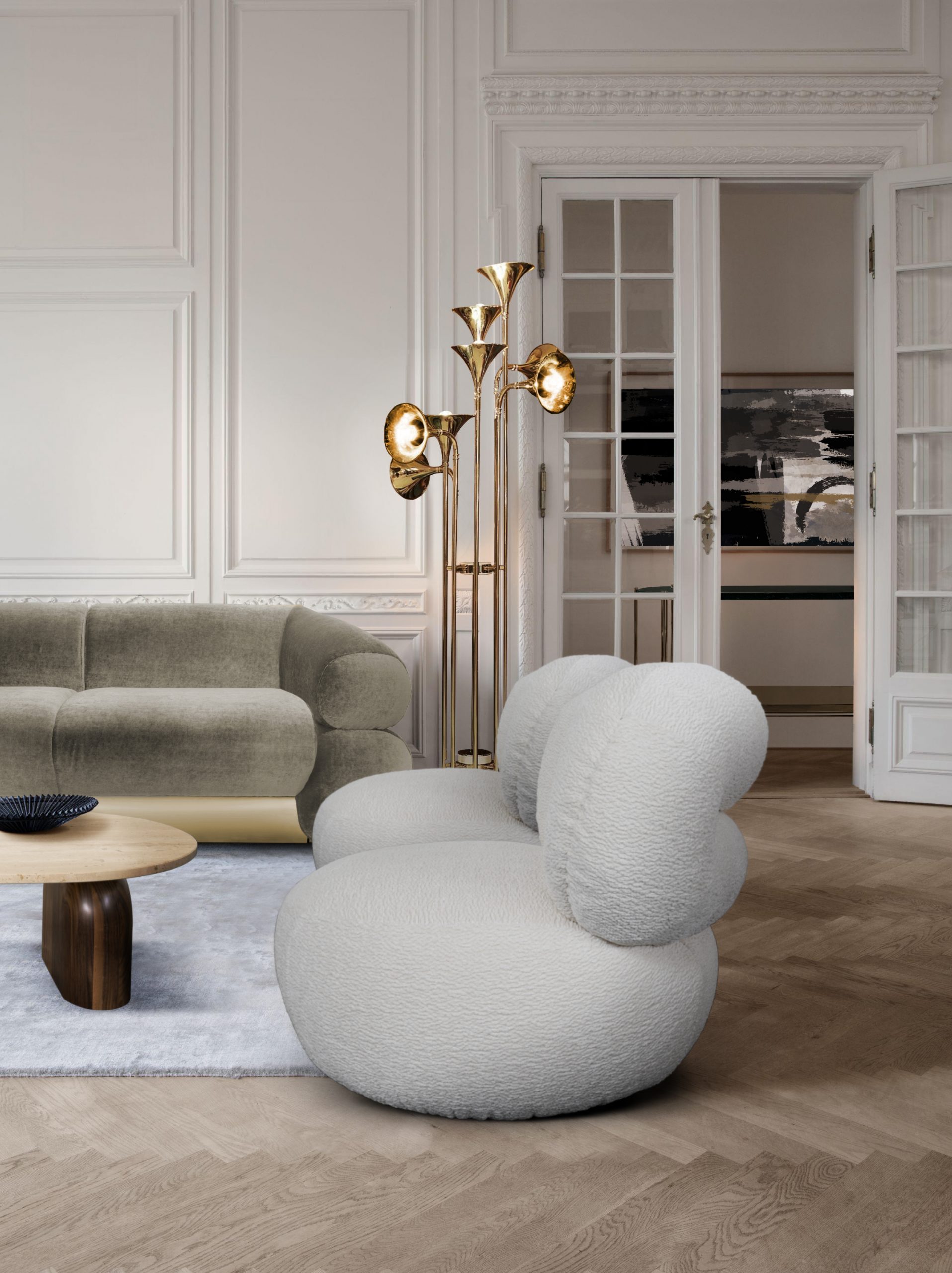 UNIQUE LIVING ROOM SPACE